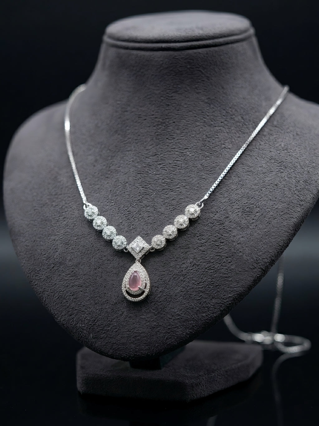 The Royal Necklace Set