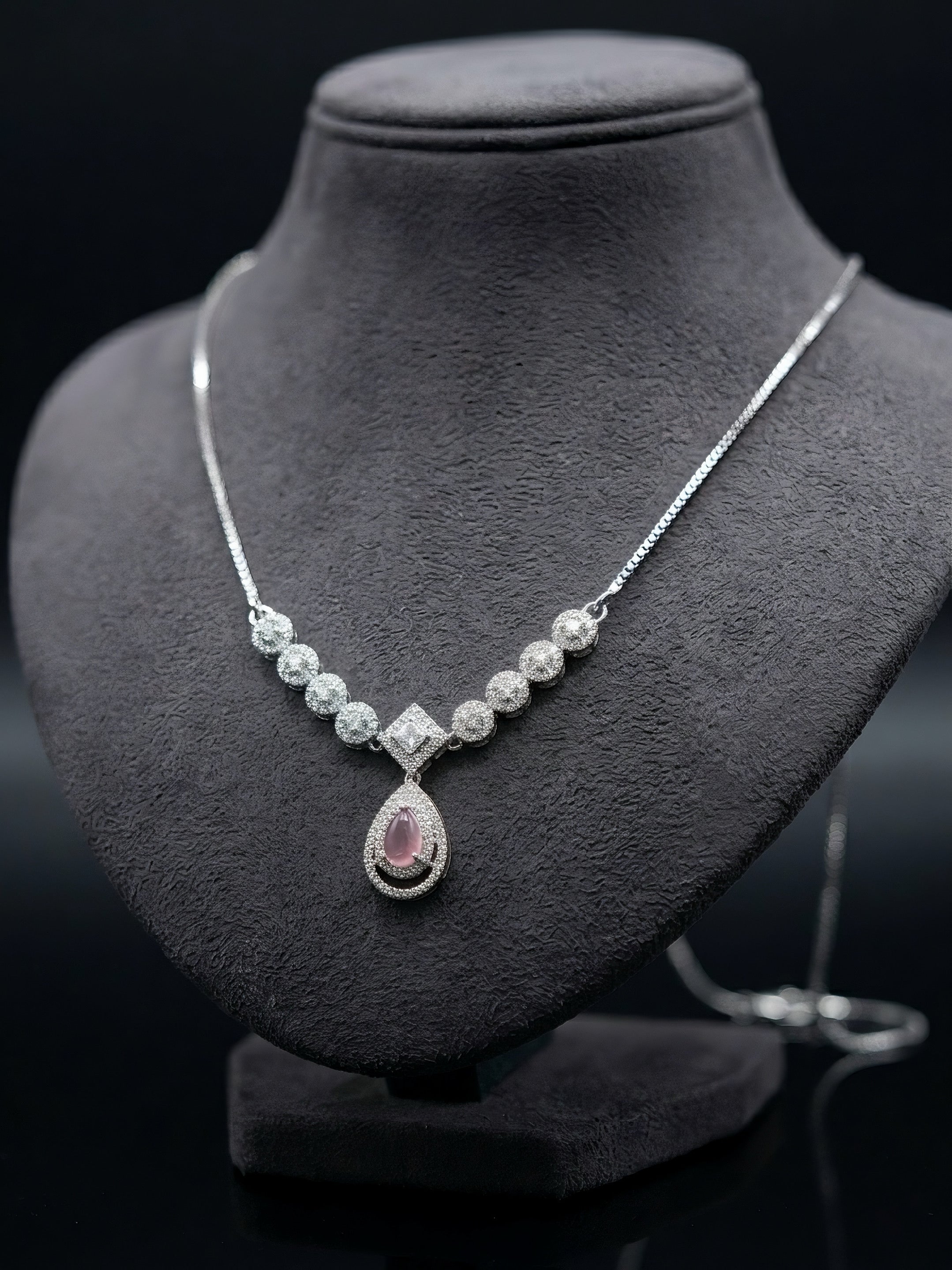 The Royal Necklace Set