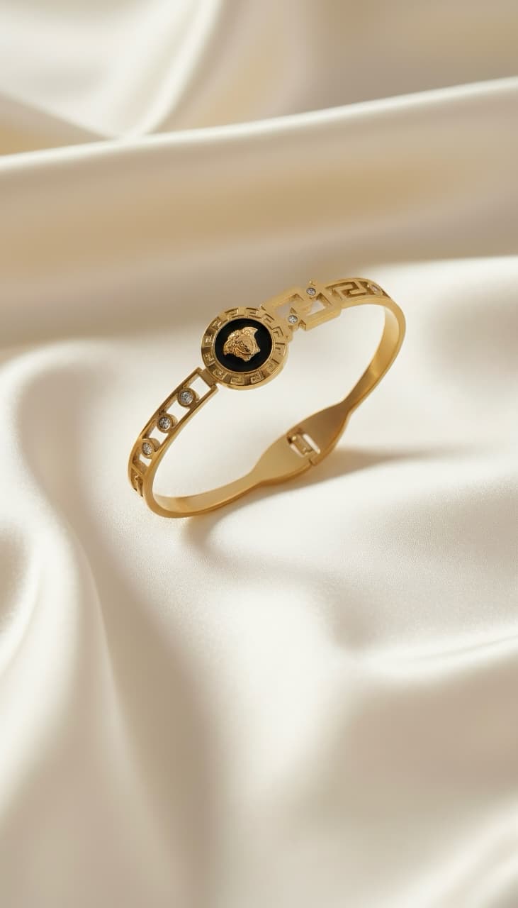 The Imperial Cuff