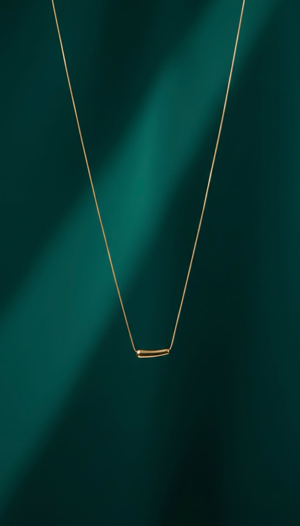 The Golden Teardrop Necklace